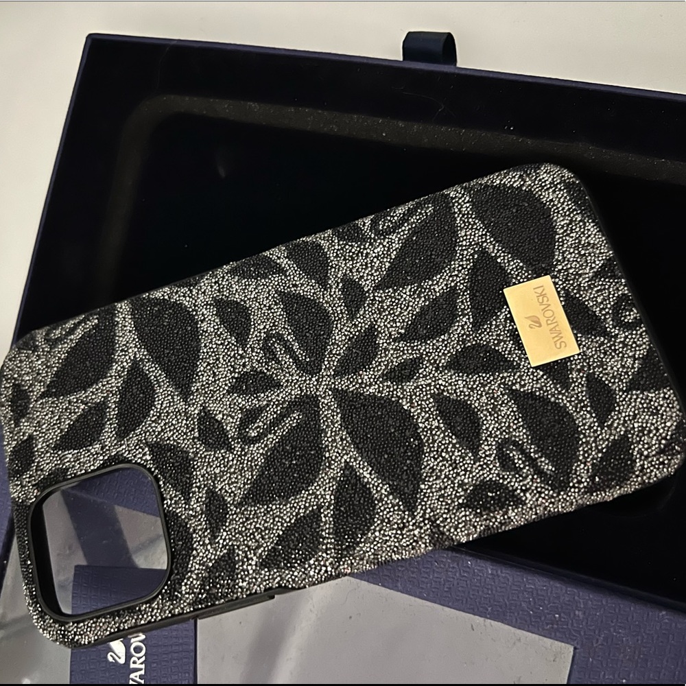 Swarovski phone case 11 pro NWT